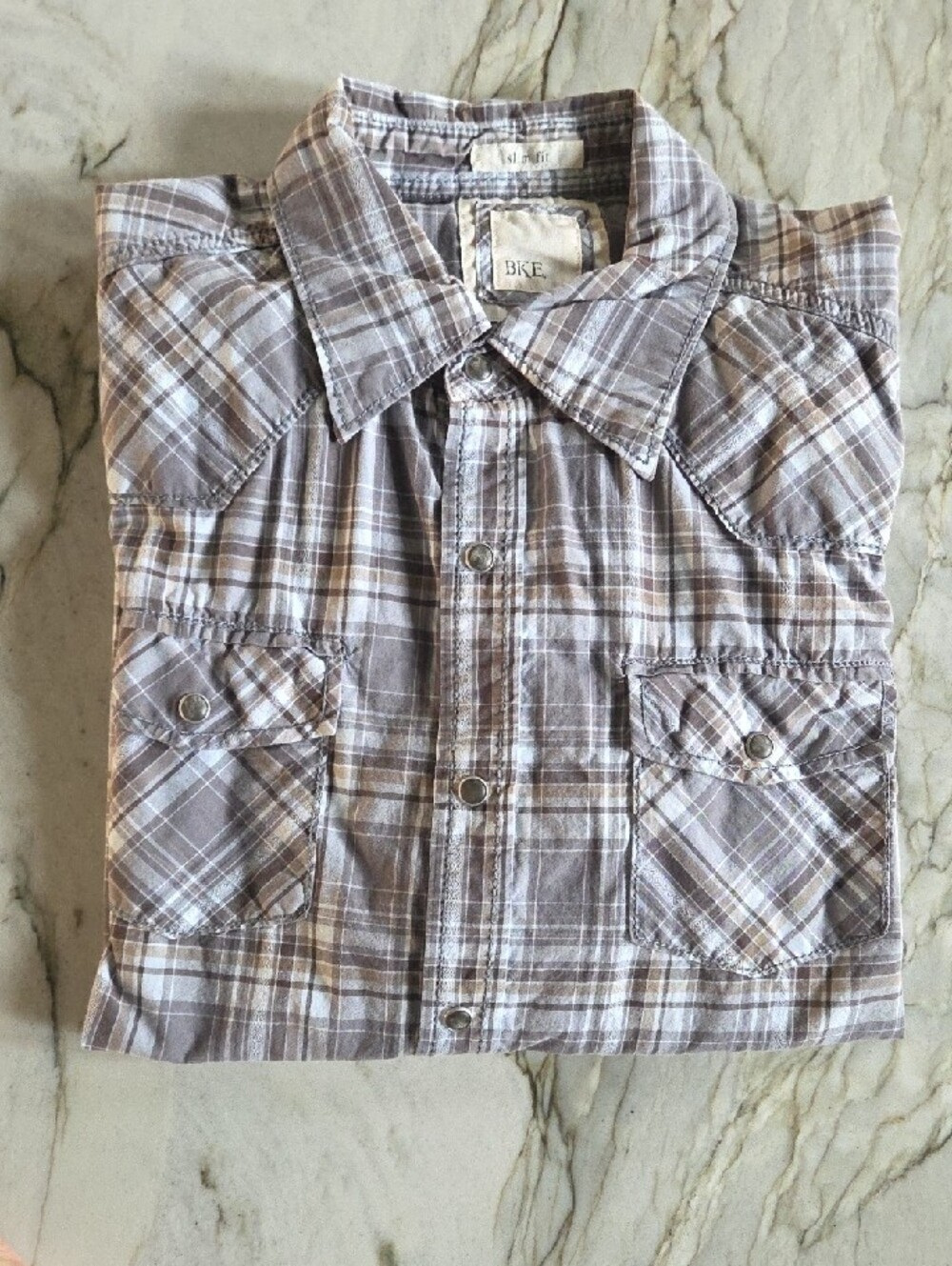 BKE Men's Gray and White Plaid Long-Sleeve Button-Down Shirt